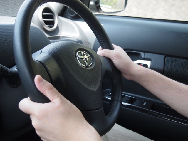 通勤や営業車での移動中に本を読める！？にチャレンジ。車で移動の多い地方企業のための読書勉強術